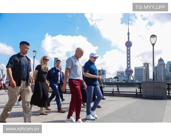 王燊超穿得跟邻居大爷似的，比赛上秒变全场最闪耀那种你敢信？